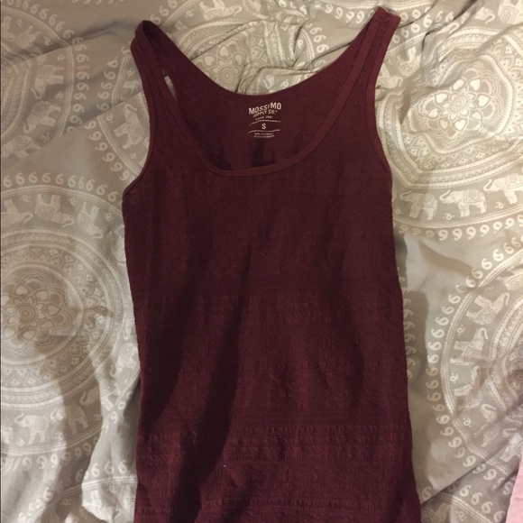 Mossimo Ribbed Tank Top - Picture 2 of 3